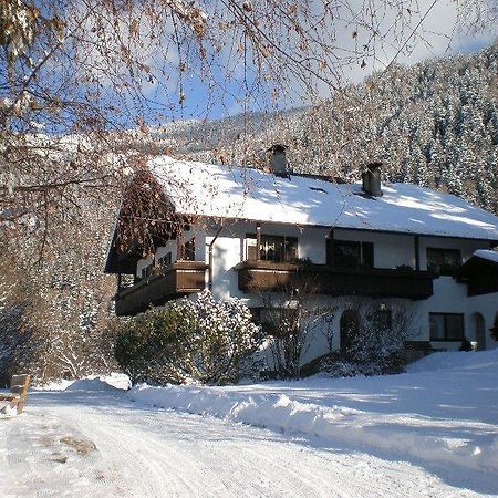 Oberlechnerhof Bed & Breakfast Rasun di Sopra Bagian luar foto