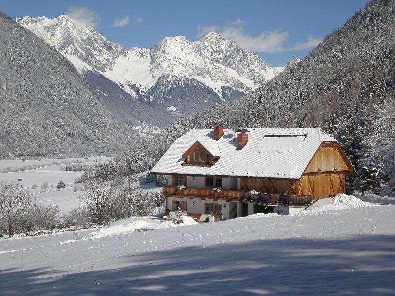 Oberlechnerhof Bed & Breakfast Rasun di Sopra Bagian luar foto