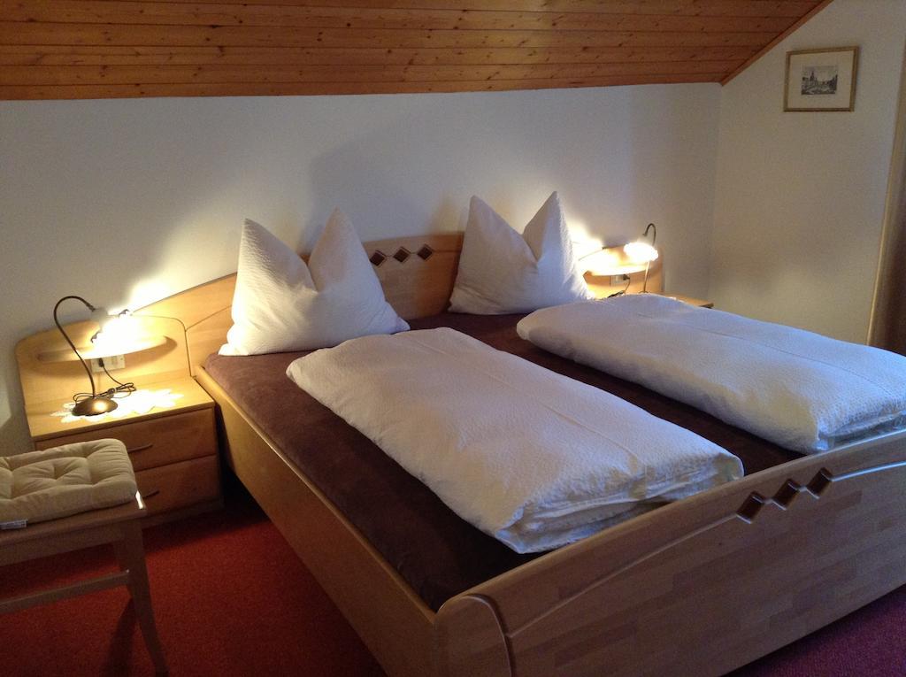 Oberlechnerhof Bed & Breakfast Rasun di Sopra Ruang foto