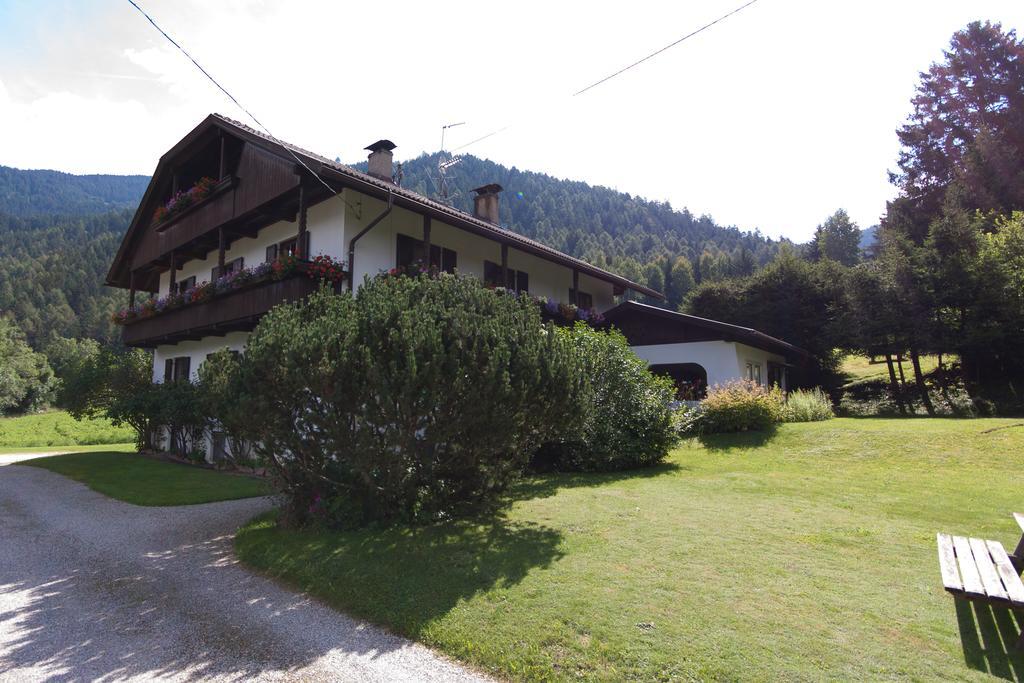 Oberlechnerhof Bed & Breakfast Rasun di Sopra Bagian luar foto